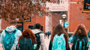 Como escolher um bom curso de férias Como escolher um bom curso de férias